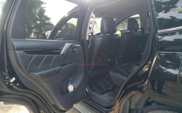 MITSUBISHI PAJERO SPORT 2.5L EXCEED (4X2)