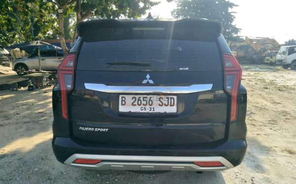 MITSUBISHI PAJERO SPORT 2.5L EXCEED (4X2)