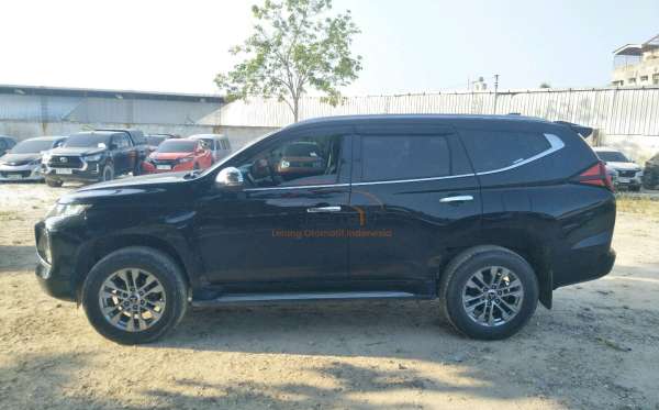 MITSUBISHI PAJERO SPORT 2.5L EXCEED (4X2)