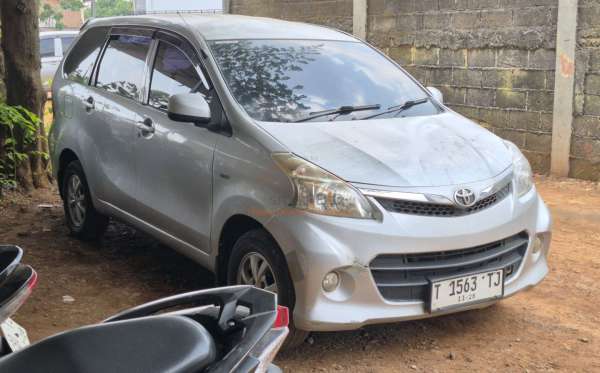 TOYOTA AVANZA E
