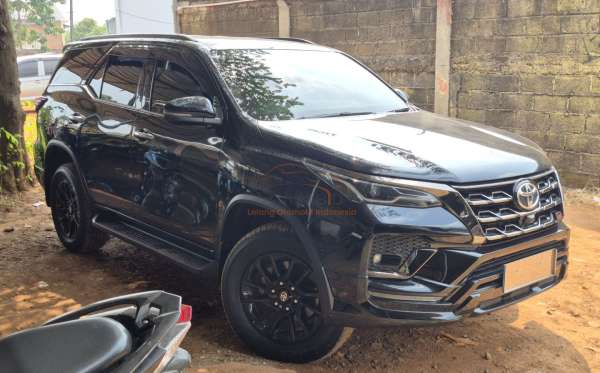 TOYOTA FORTUNER 2.8 VRZ