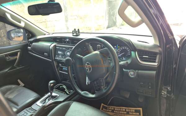 TOYOTA FORTUNER 2.8 VRZ