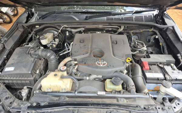 TOYOTA FORTUNER 2.8 VRZ