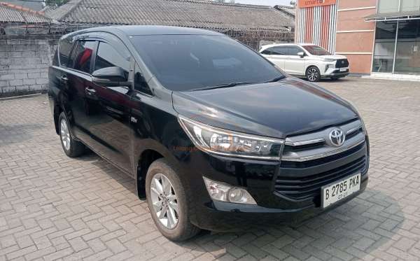 TOYOTA INNOVA G