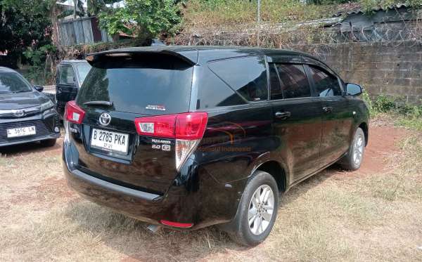 TOYOTA INNOVA G
