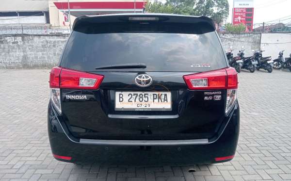 TOYOTA INNOVA G