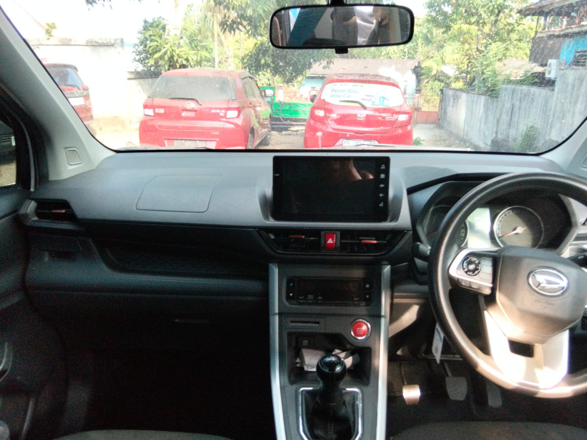DAIHATSU XENIA  1.5 R