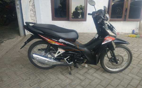 HONDA REVO FIT