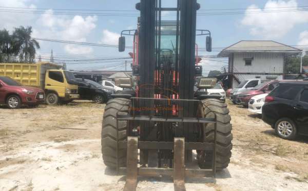 SDYG YUGONG FORKLIFT