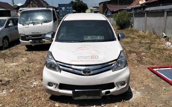 TOYOTA AVANZA 1.3 G