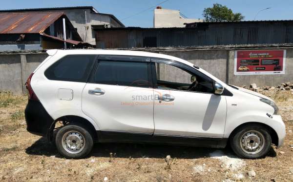 TOYOTA AVANZA 1.3 G