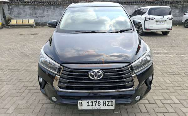 TOYOTA INNOVA 2.4 G