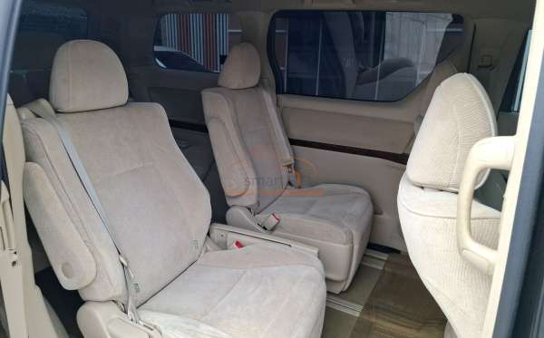 TOYOTA VELLFIRE 2.4