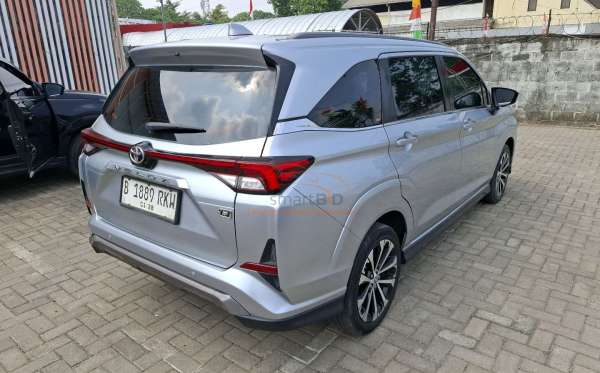 TOYOTA VELOZ 1.5 Q CVT