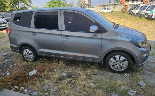 WULING  CONFERO  1.5 (4X2)