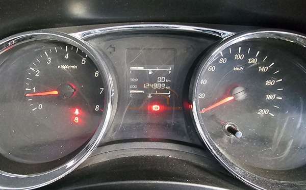 WULING  CONFERO  1.5 (4X2)