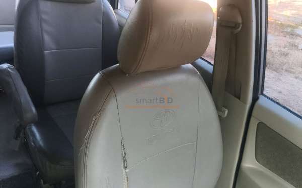 TOYOTA INNOVA
