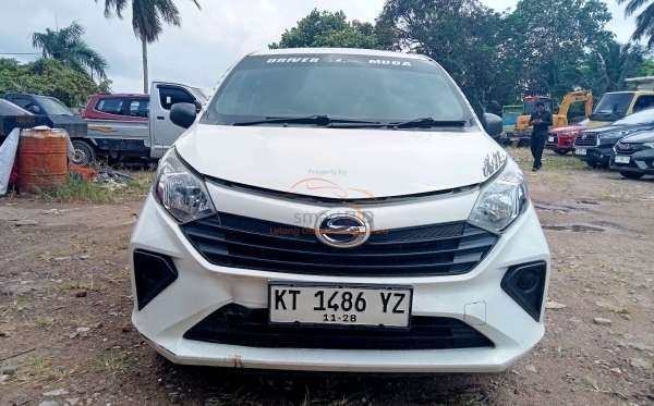 DAIHATSU SIGRA D