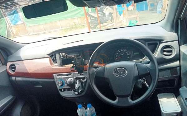 DAIHATSU SIGRA D