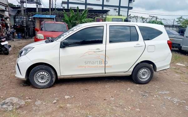 DAIHATSU SIGRA D