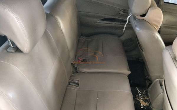 DAIHATSU XENIA