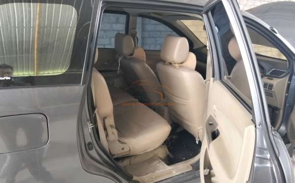 DAIHATSU XENIA