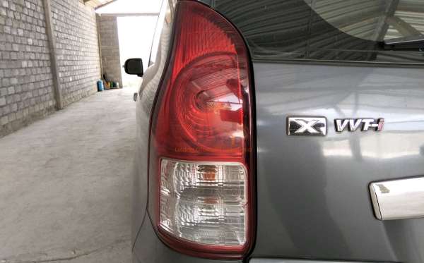 DAIHATSU XENIA