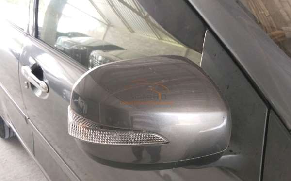 DAIHATSU XENIA