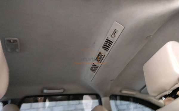 DAIHATSU XENIA