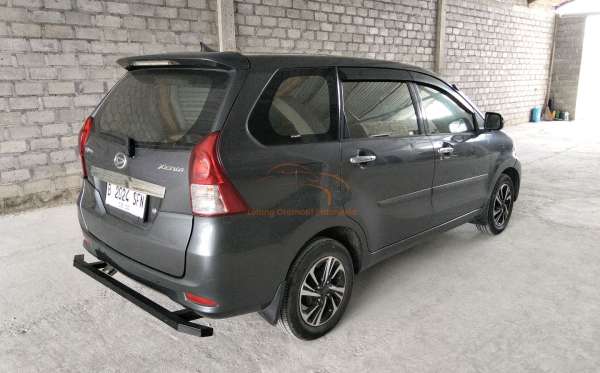 DAIHATSU XENIA