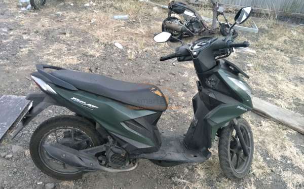 HONDA  BEAT