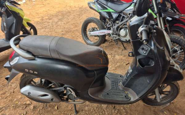 HONDA SCOOPY CW