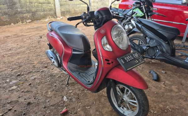 HONDA SCOOPY