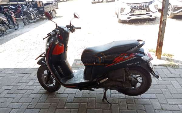 HONDA SCOOPY