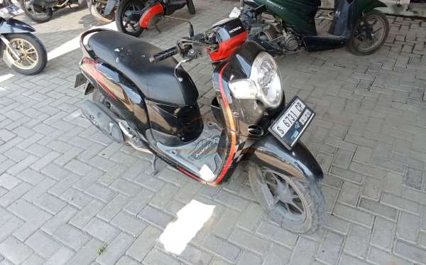 HONDA SCOOPY