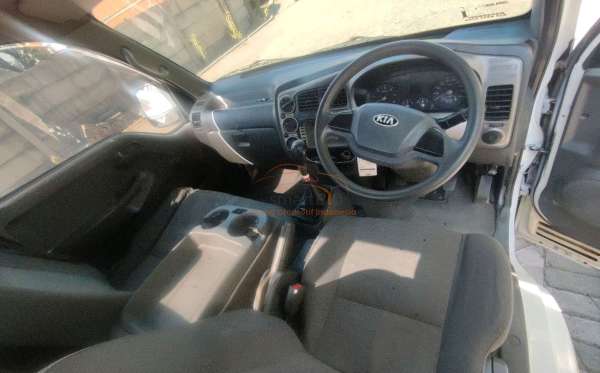 KIA K 2700