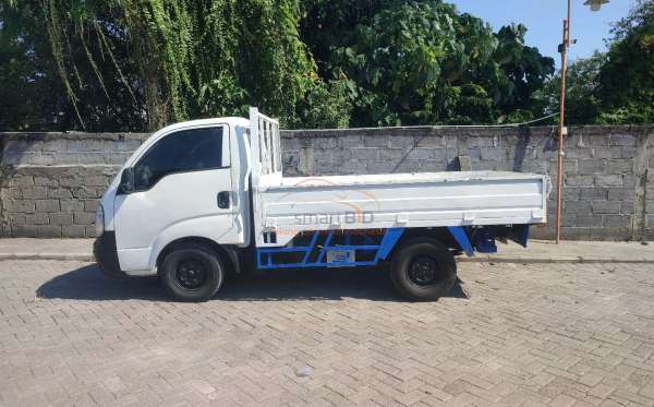 KIA K 2700