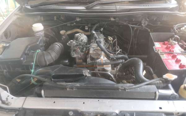 MITSUBISHI STRADA