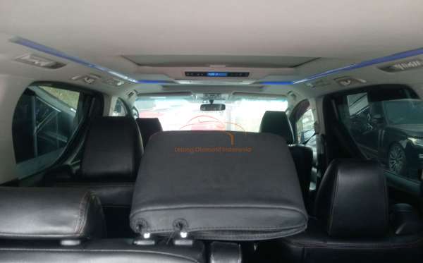 TOYOTA ALPHARD 2.5