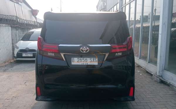 TOYOTA ALPHARD 2.5