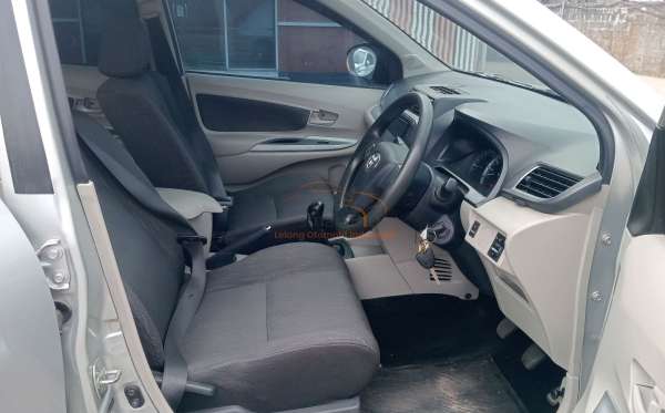 TOYOTA AVANZA 1.3 G