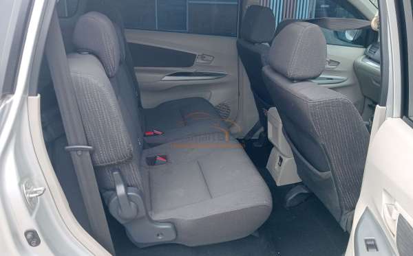 TOYOTA AVANZA 1.3 G