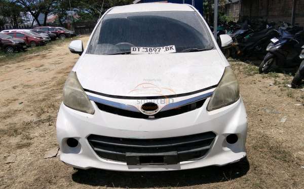 TOYOTA  AVANZA  VELOZ