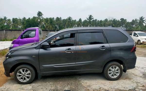 TOYOTA AVANZA 1.3 G