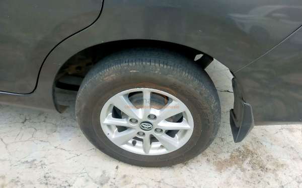 TOYOTA AVANZA 1.3 G