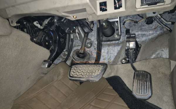 TOYOTA CAMRY V