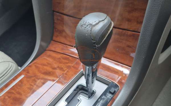 TOYOTA CAMRY V