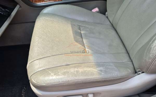 TOYOTA CAMRY V