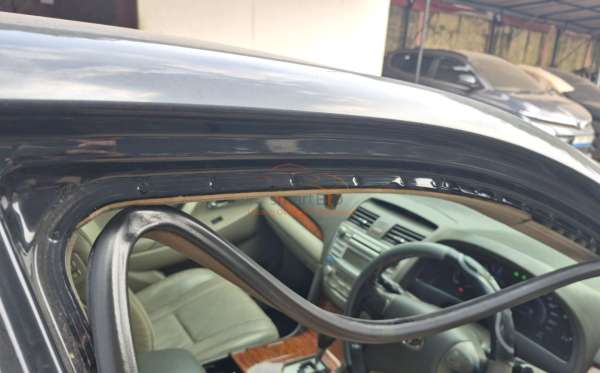 TOYOTA CAMRY V
