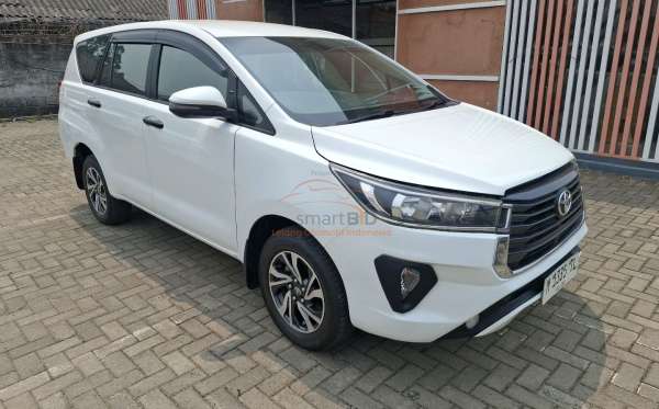 TOYOTA INNOVA 2.4 G